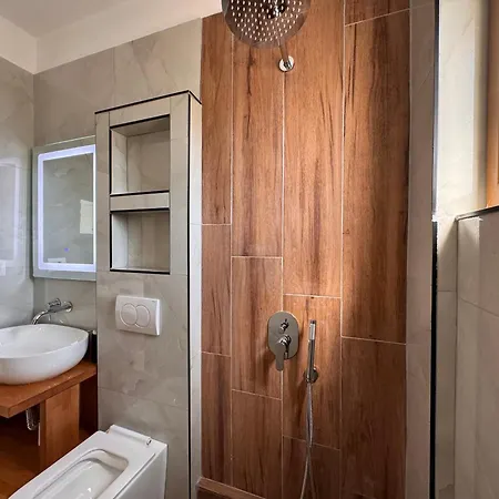 Jeti Guest house