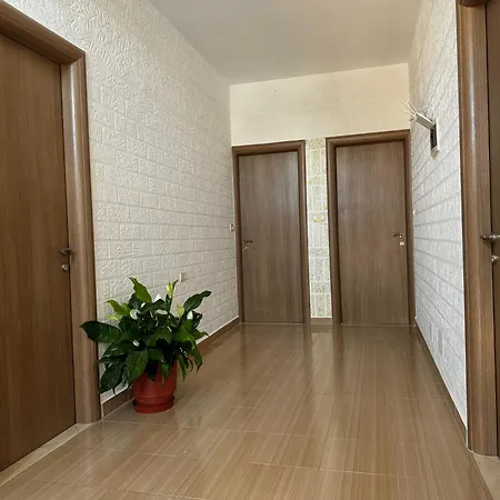 Jeti Guest house